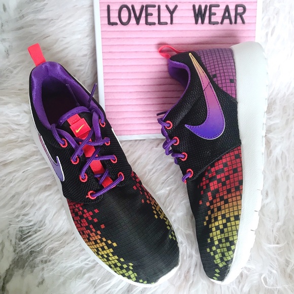 colorful nike roshes